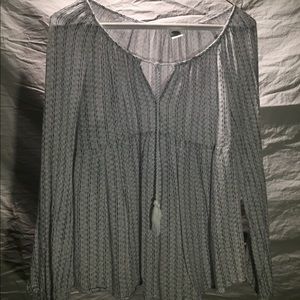 OLD NAVY Blue and White Patterned Blouse